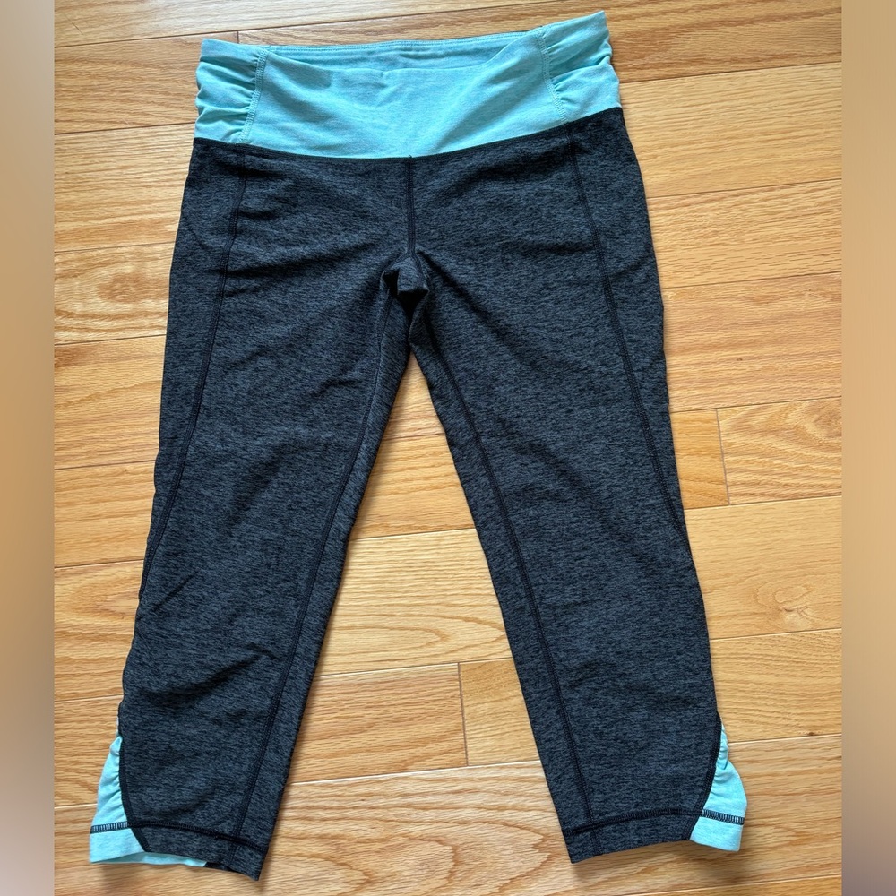 Under Armour Crop All Season Athletic Leggings